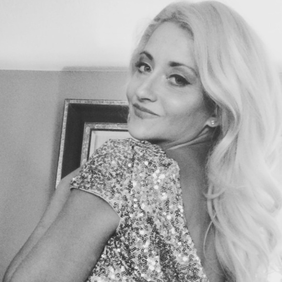 Meet your Posher, Megan - Picture 7 of 8